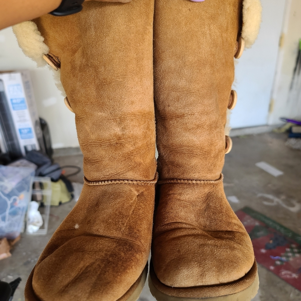 Tan Shearling Lined Boots
